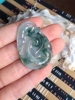 鉆石珠寶玉器之美 過(guò)度追求是否必要？